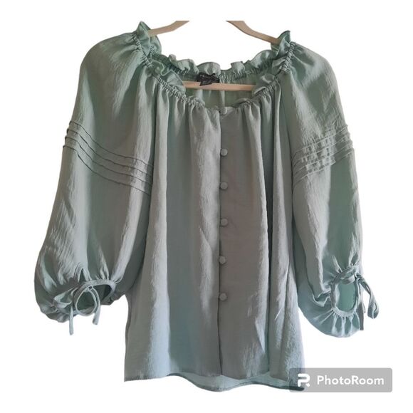 Primark Moss 6 Button Ruffle Collar 3/4 Sleeve Top - Picture 1 of 3